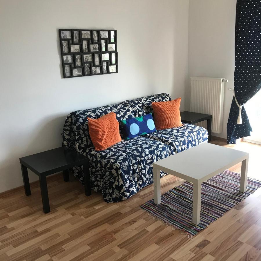 Lg Living Apartment Штоккерау Экстерьер фото