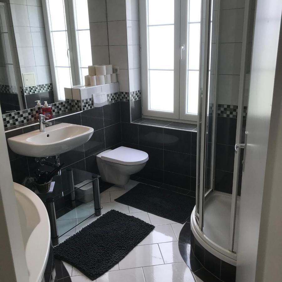 Lg Living Apartment Штоккерау Экстерьер фото